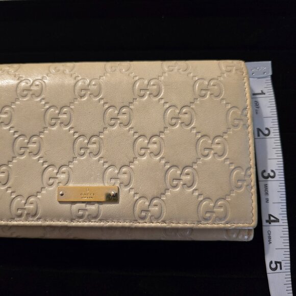 *GUCCI* Authentic GG Signature Leather Wallet w/Gold Name Plate Single Fold/Snap - Picture 2 of 16